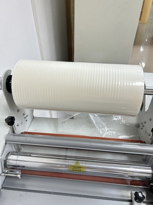 Ein guter Preis. Umweltfreundliche Kunststoffschutzfolie Anti-Scraff Matte / glänzende, recycelbare, flexible, laminierte Folie Online