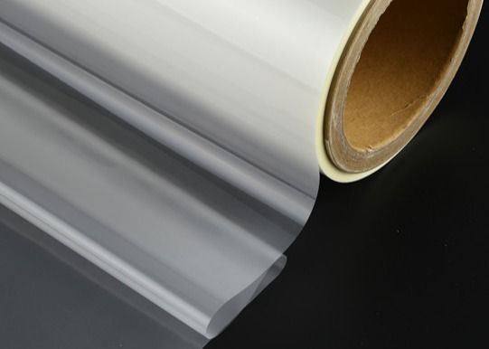 Ein guter Preis. Durchsichtige BOPP-Wärmeklebfilmvorbeschichtung Glanz mit SGS-Zertifizierung Online