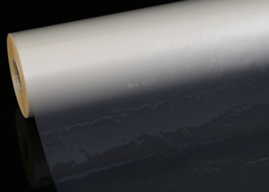 Ein guter Preis. 35 Mikron Hochglanz BOPP/PET-Laminationsfilm hohe Klarheit geeignet für UV-Punkte Online