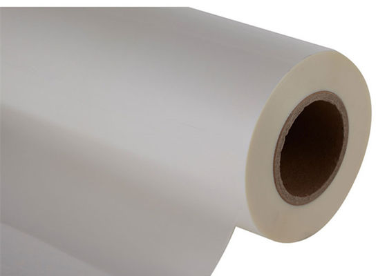 Good price 25 Mikrometer hohe glänzende BOPP-Doppelseitige Laminationsfolie 3600mm für Flugblätter Online